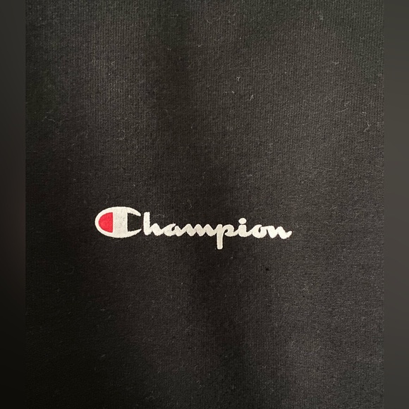 Champion Crewneck - Picture 4 of 5